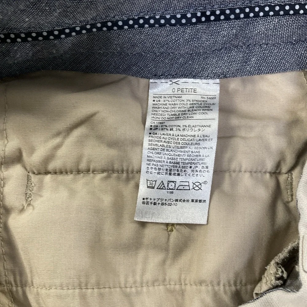 Banana Republic Women's Sz 0P Petite Khaki Shorts 4